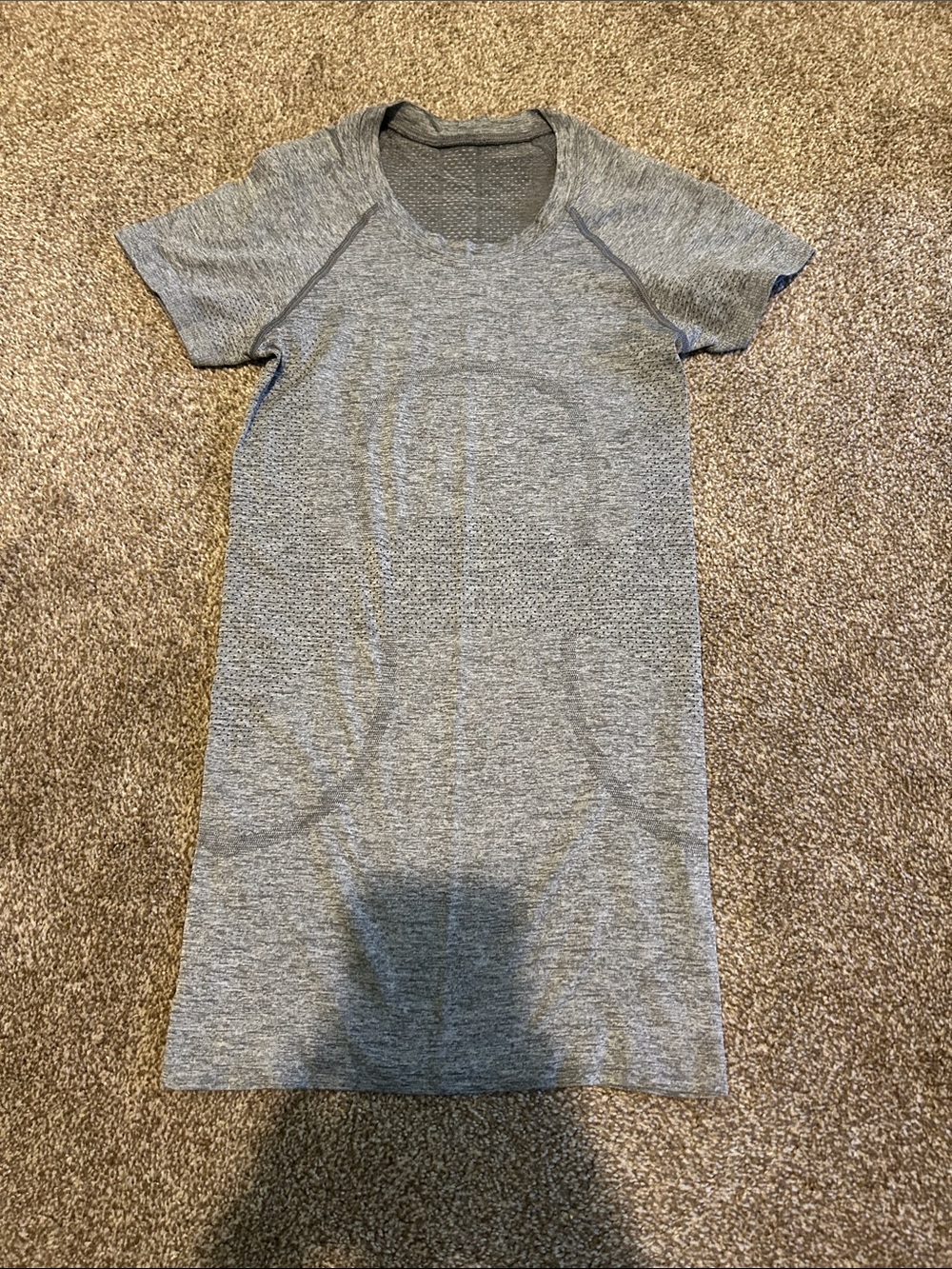 lululemon athletica Gray Short Sleeve Seamless Tee
